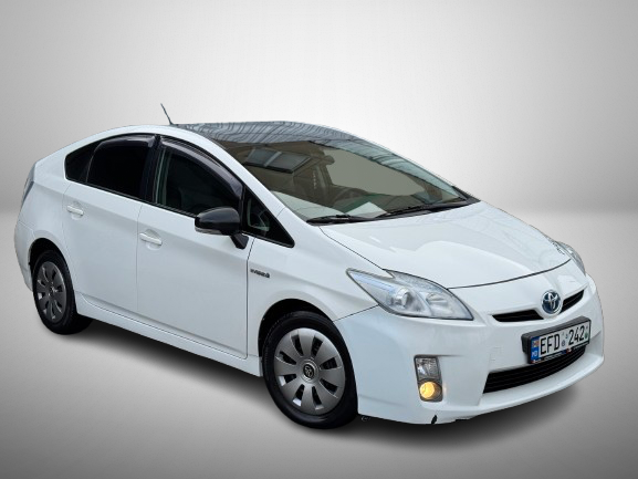 TOYOTA  PRIUS